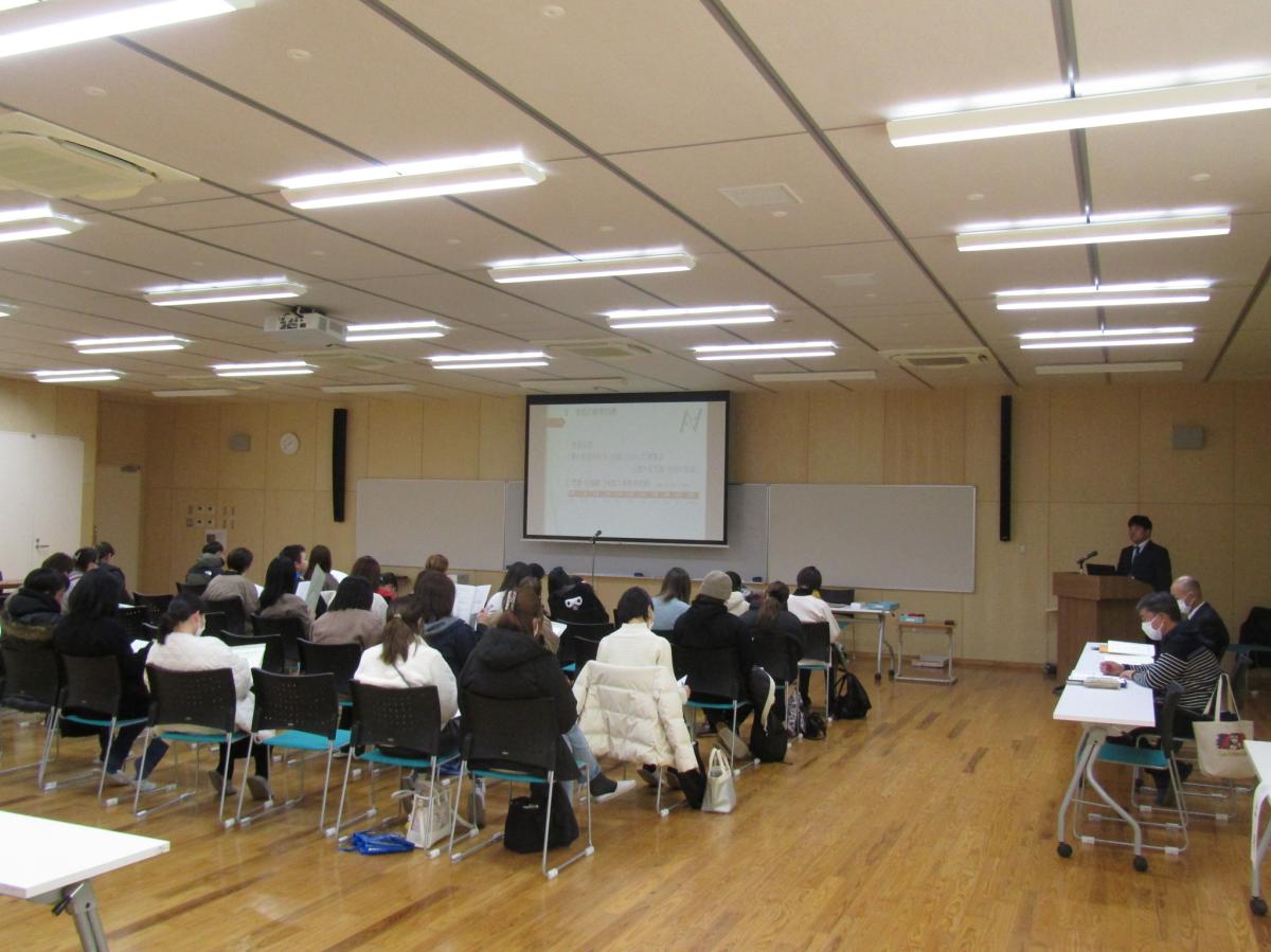 新１年新入児童保護者説明会