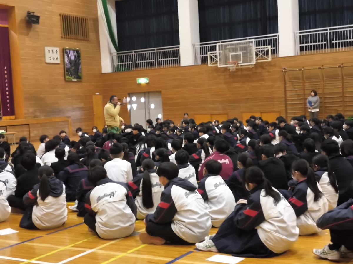 アーティスト銀MAROさんによる講演会