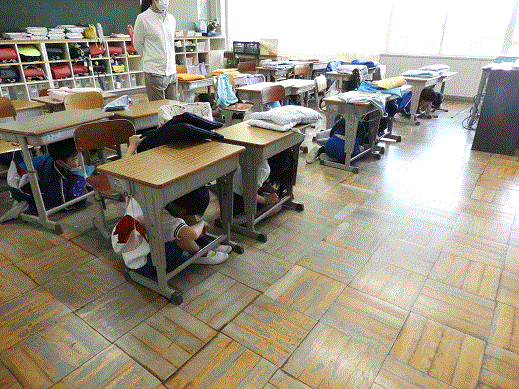 避難訓練を行いました。