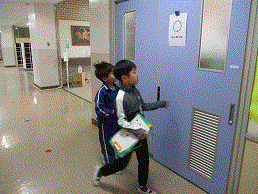 学校探検
