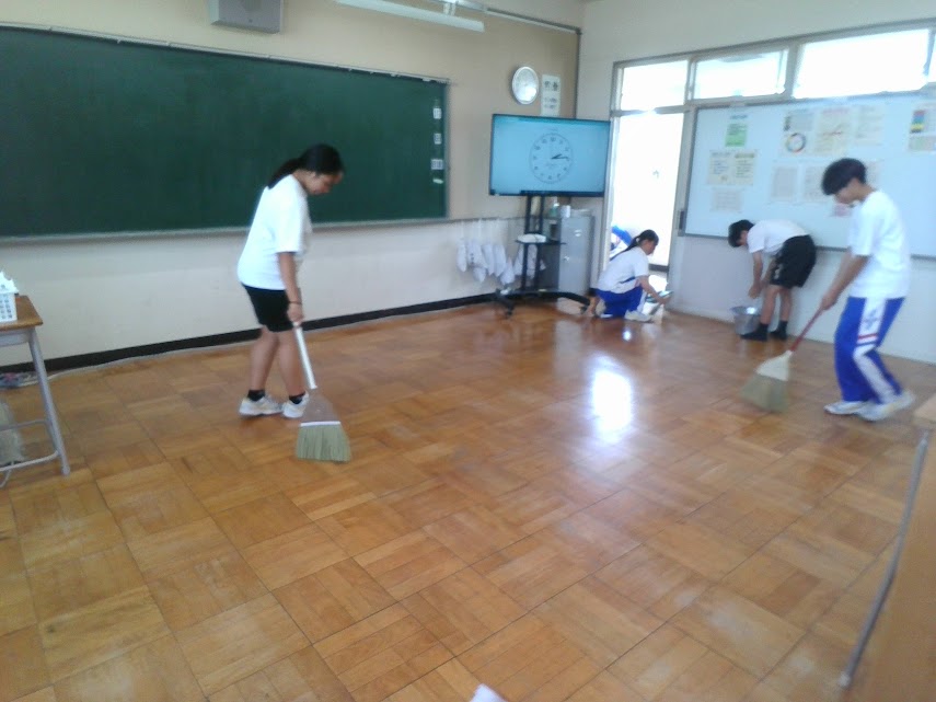 「黙働清掃」
