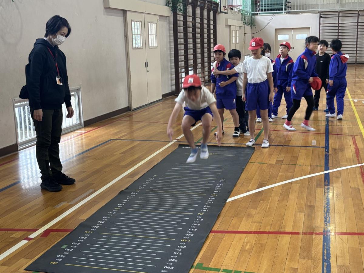 4年生体育「体力テスト」