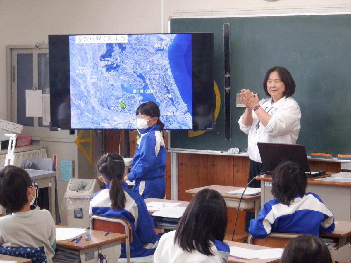 霞ヶ浦についてのゲストティーチャー！（４年生・総合）