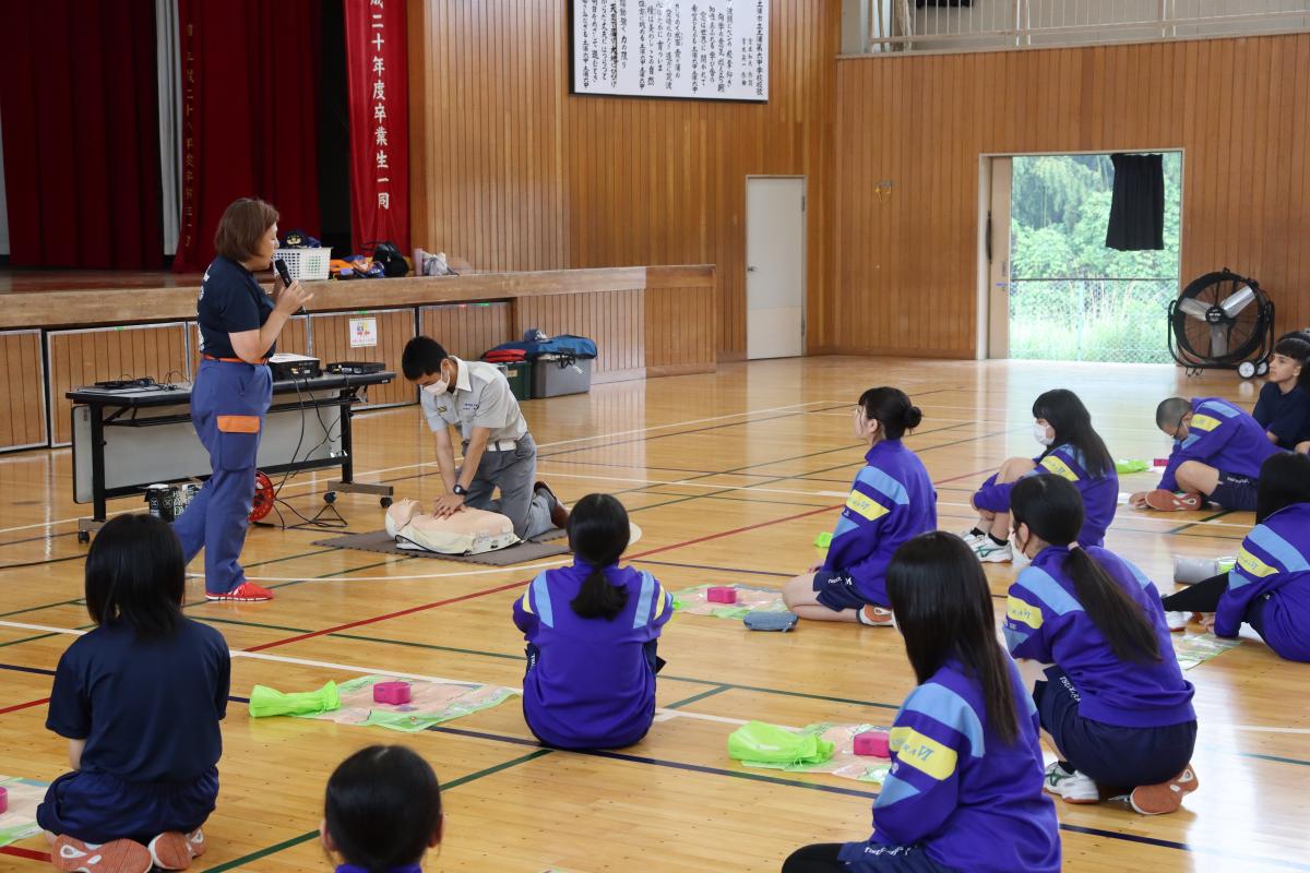 8学年救命救急講習