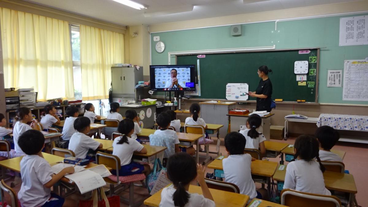 全校朝会　