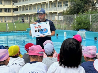 着衣泳（１・３・６年）