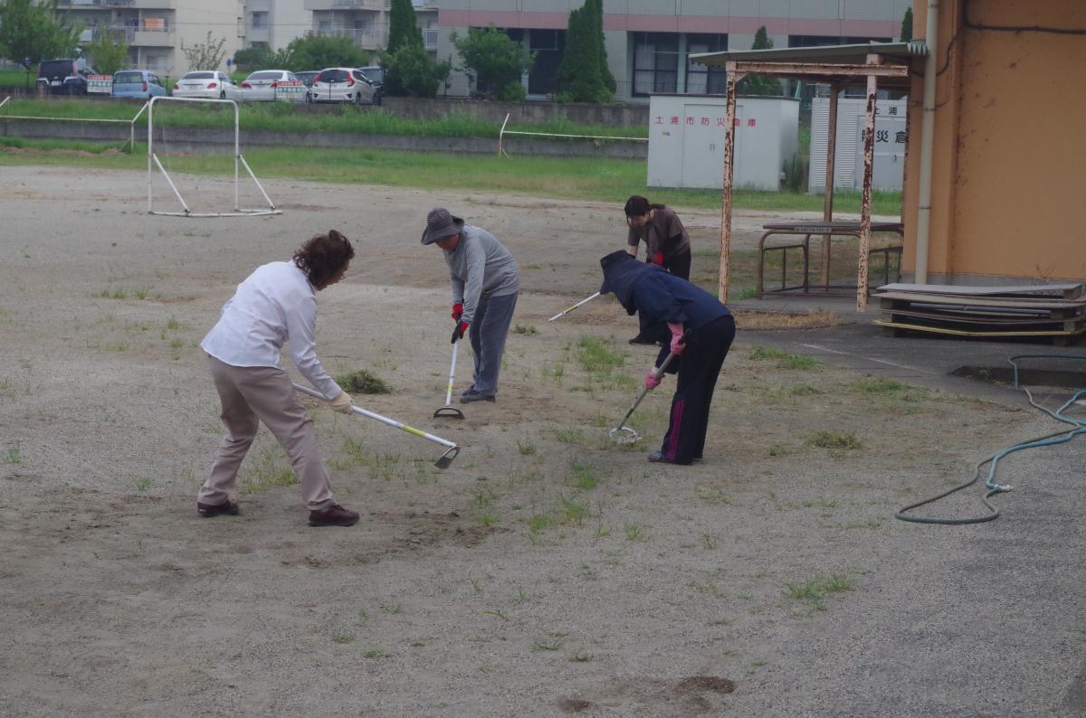 ７月 ７日（月）第１回草刈り作業実施