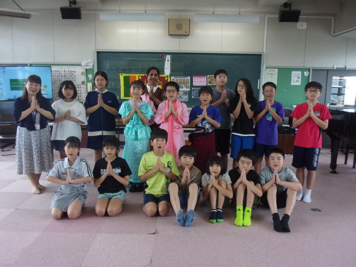 ５年生　国際理解教室