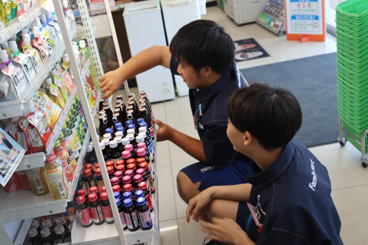 8学年職場体験1日目